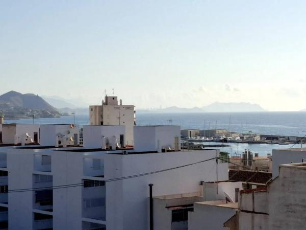 Piso en venta en  Calle de Colón, El Campello photo 1