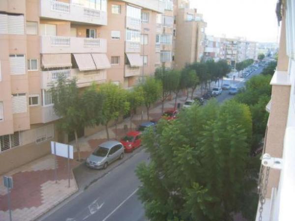 Продажа квартиры в Campello Pueblo, El Campello thumbnail 1