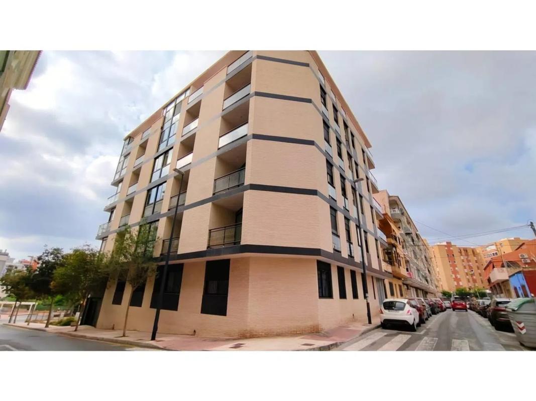 Продажа квартиры на Calle del Pla de Sarrió, Эль Кампельо
 photo 2