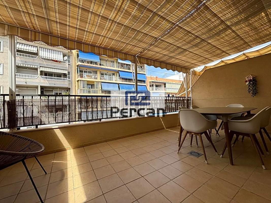 Penthouse sale in Calle de Colón, El Campello photo 2
