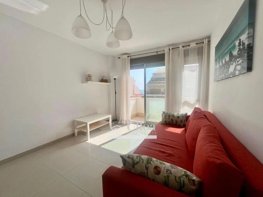Sale of apartment in Campello Playa, El Campello
photo 2