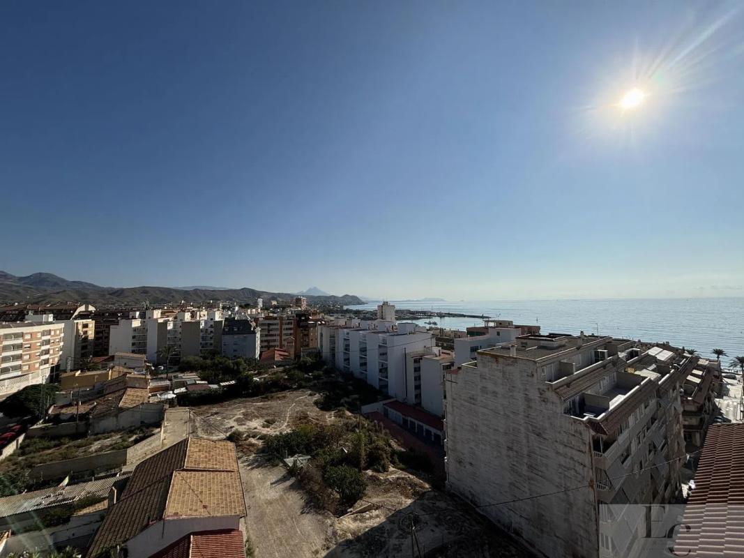 Продажа квартиры на Calle de la Mar Alta, 31, Эль Кампельо
photo 2