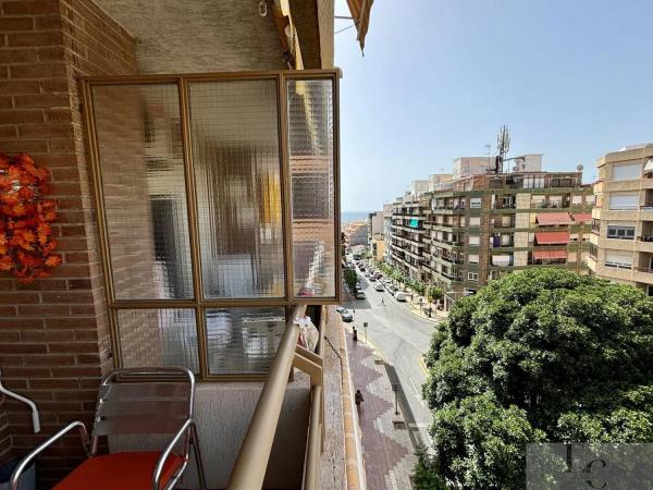Piso en venta en  Avenida de Germanies, 4, El Campello photo 4