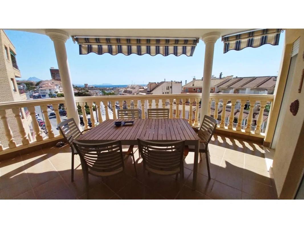 Venta de piso en Calle Sant Bartomeu, El Campello
 photo 2