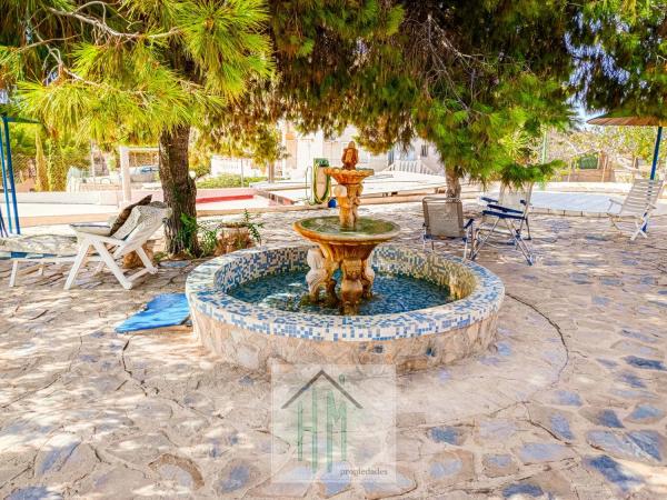 Коттедж на продажу в Pueblo Español - Coveta Fumá, El Campello photo 1