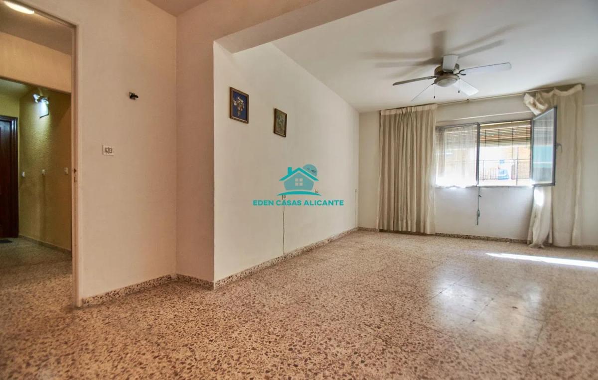 Продажа квартиры на Calle de Gabriel Miro, 15, Эль Кампельо
 photo 2