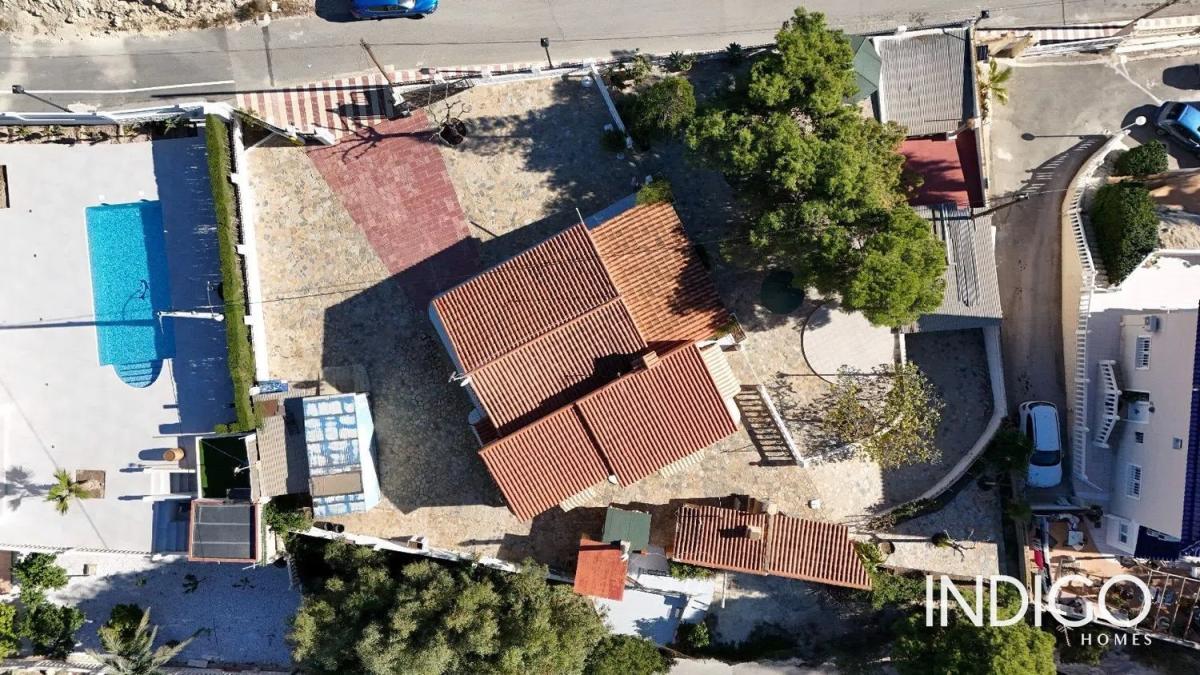 Продажа отдельного шале в Calle África, Эль Кампельо photo 3