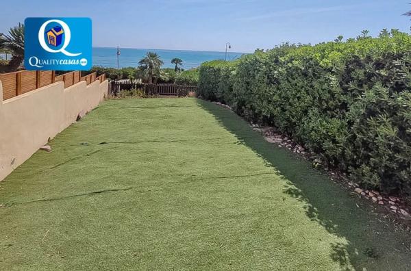 Chalet independiente en venta en Pueblo Español - Coveta Fumá, El Campello thumbnail 1