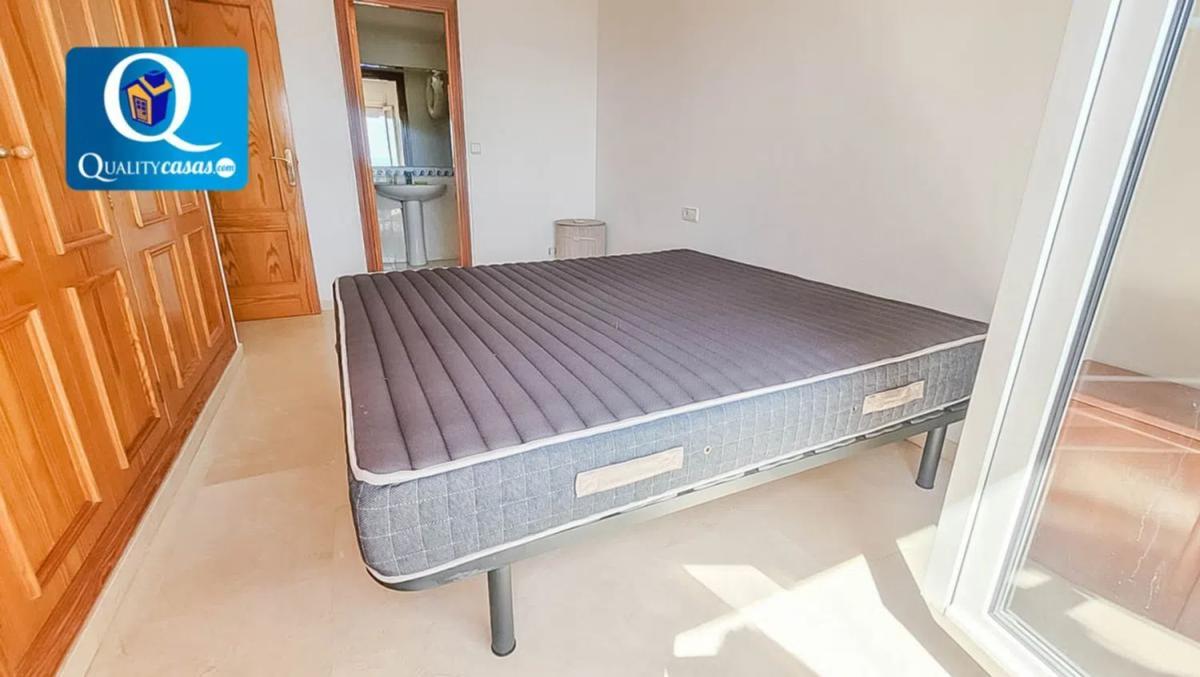 Venta de chalet independiente en Pueblo Español - Coveta Fumá, El Campello
photo 3