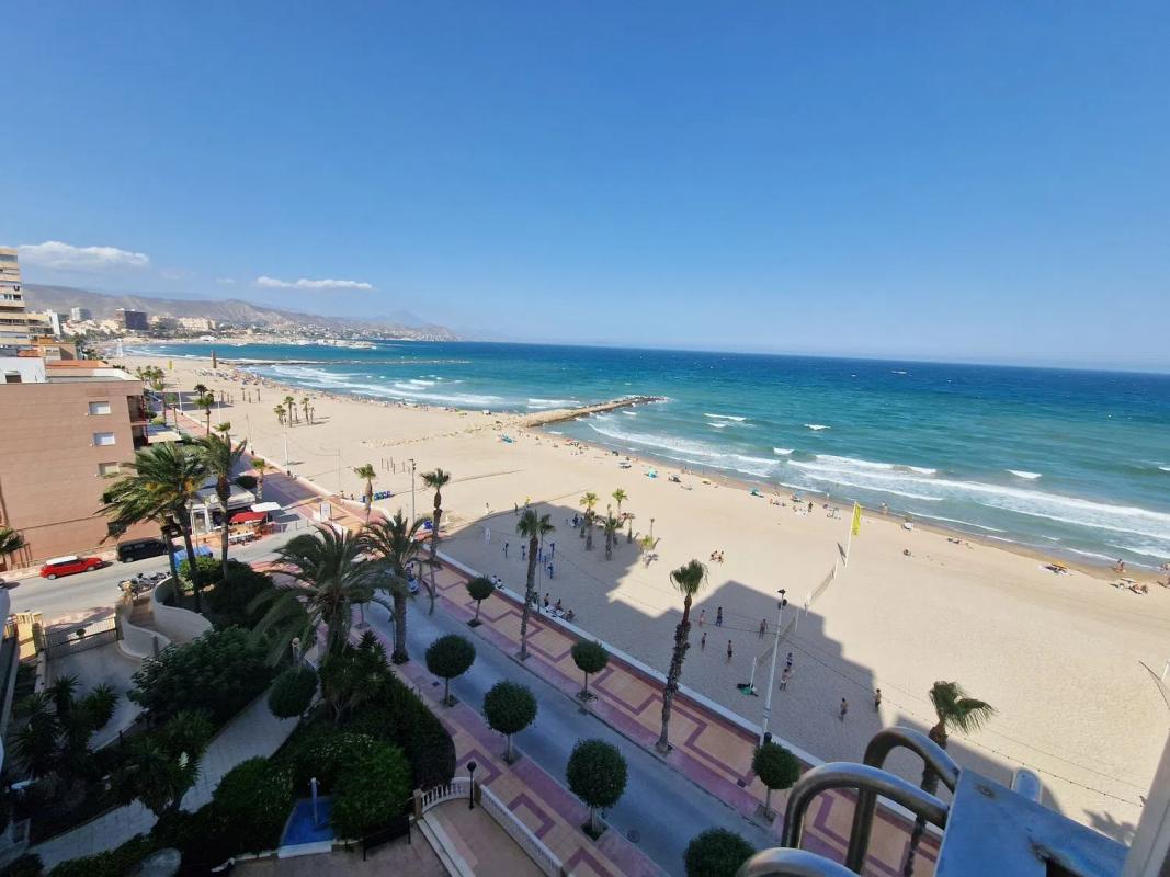 Venta de piso en Calle de Sant Vicent, El Campello
photo 1