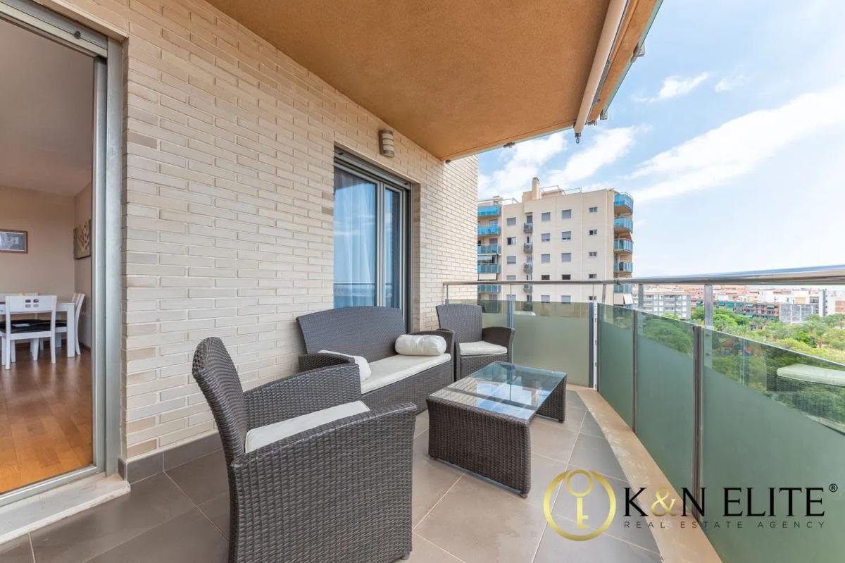 Sale of apartment in Avenida dels Furs, 12, El Campello
 photo 2