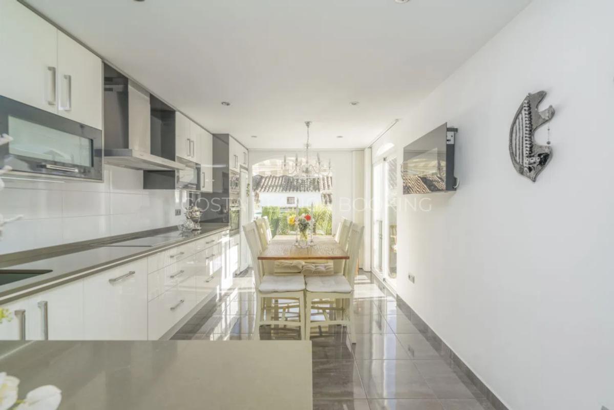 Venta de chalet independiente en Calle villa joyosa, Alfaz del Pi
 photo 3