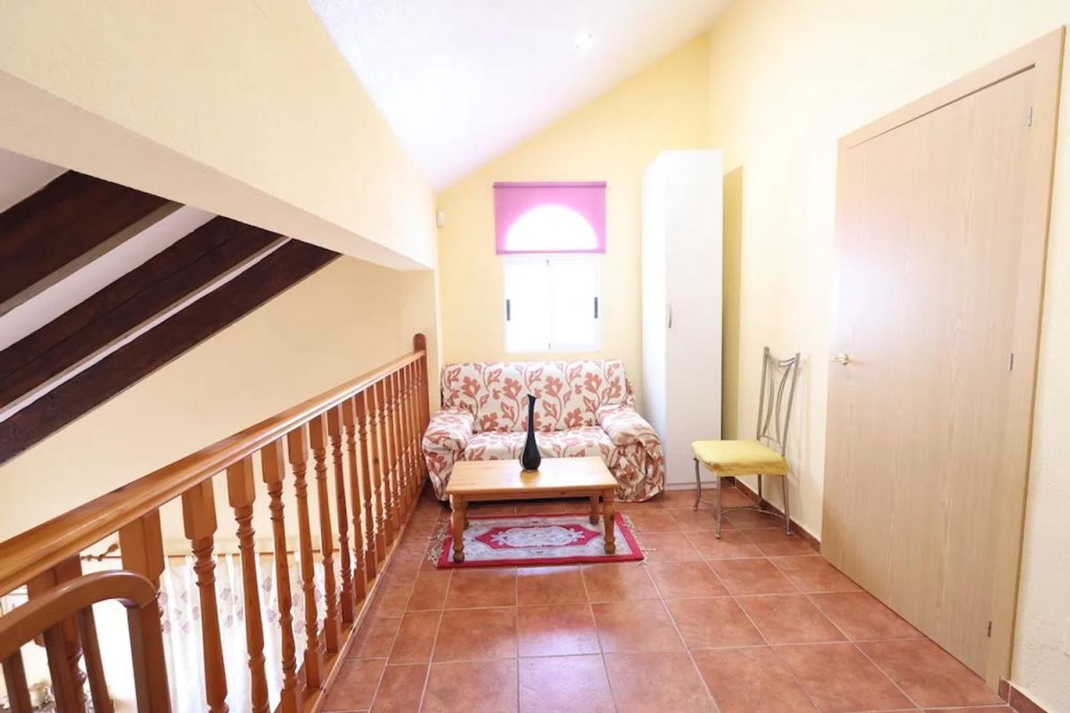 Venta de chalet independiente en Calle los Geraneos, Orihuela
photo 5