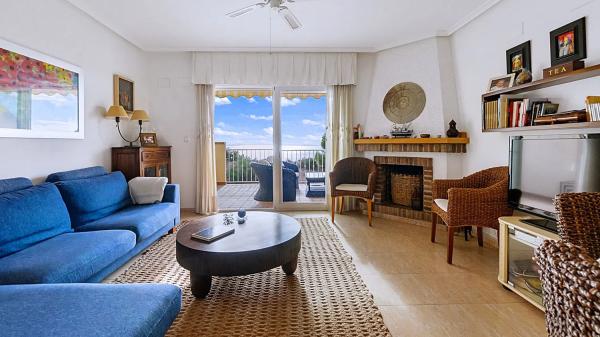 Duplex en venta en Calle Antonio Gala s/n, Orihuela photo 1