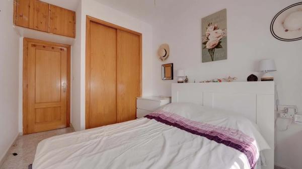 Detached villa for sale in Barrio Playa Flamenca, Orihuela thumbnail 2