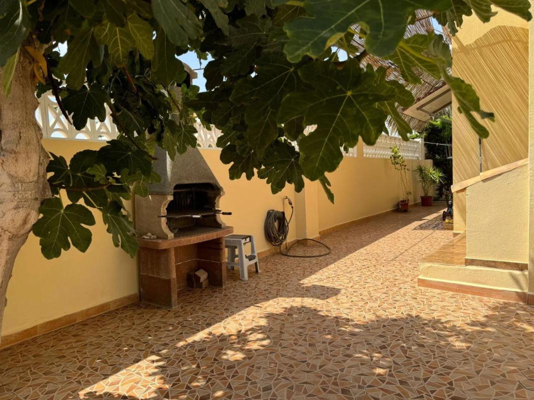 Sale of independent chalet in Barrio La Zenia, Orihuela
 photo 3