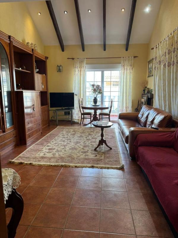 Sale of independent chalet in Barrio La Zenia, Orihuela
 photo 5