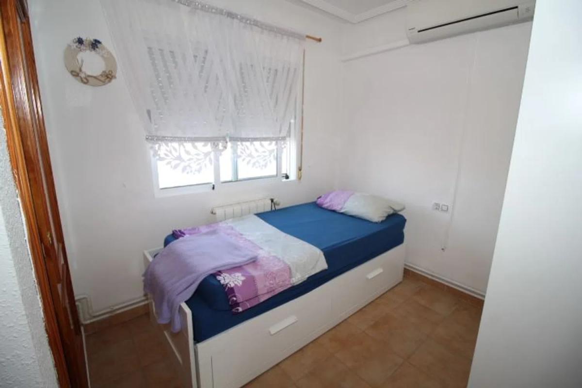 Venta de chalet independiente en Calle Cuba, Sax
 photo 5