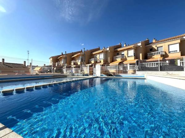 Chalet independiente en venta en Centro, Santa Pola photo 1