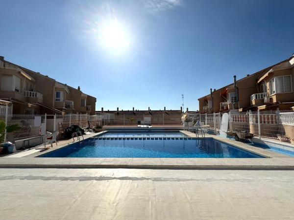 Chalet independiente en venta en  Centro, Santa Pola photo 4