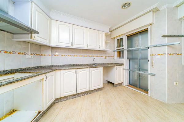 Chalet independiente en venta en Calle Logroño, Santa Pola thumbnail 2