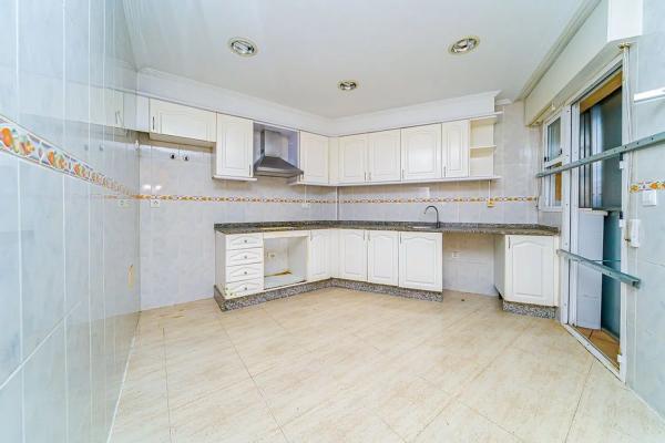 Chalet independiente en venta en  Calle Logroño, Santa Pola photo 4