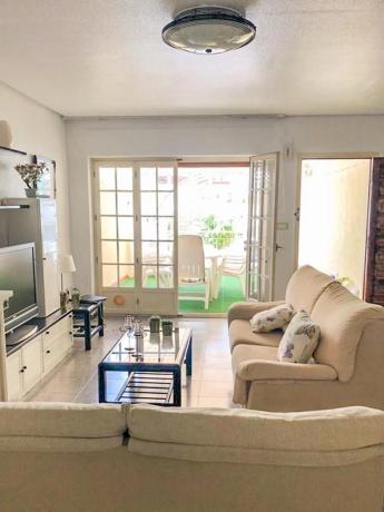 Chalet independiente en venta en Avenida de Portugal, Santa Pola photo 1