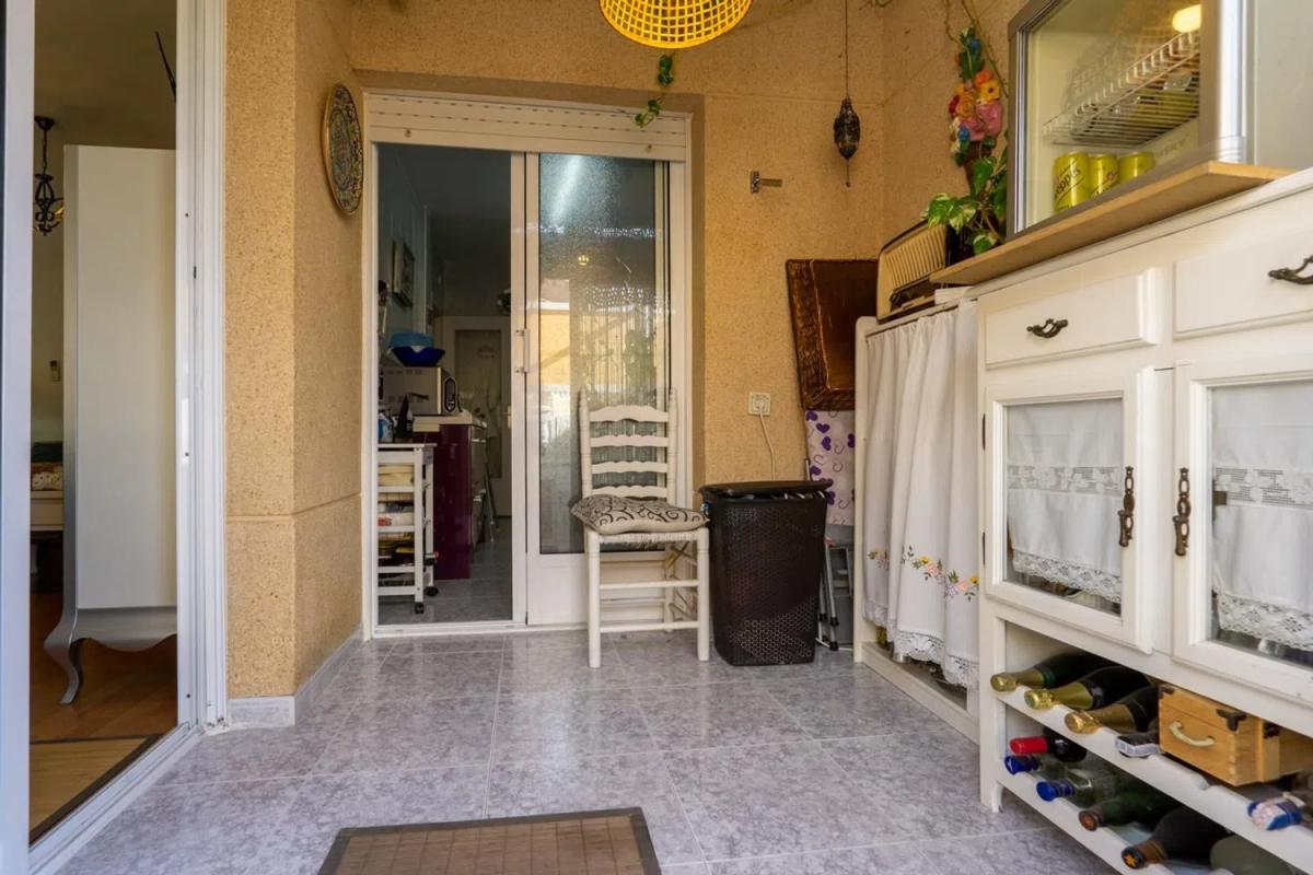Sprzedaż niezależnego domku jednorodzinnego w  Calle Logroño, Santa Pola photo 5