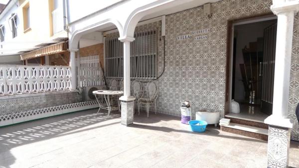 Chalet independiente en venta en Centro, Santa Pola photo 1