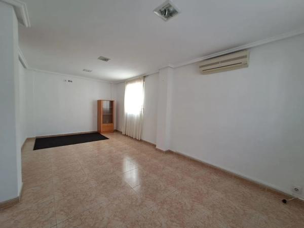 Chalet independiente en venta en Centro, Santa Pola thumbnail 1