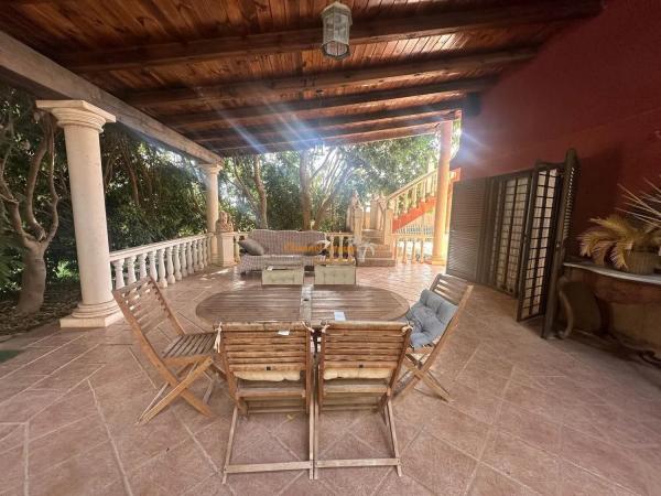 Chalet independiente en venta en Centro, Santa Pola thumbnail 2