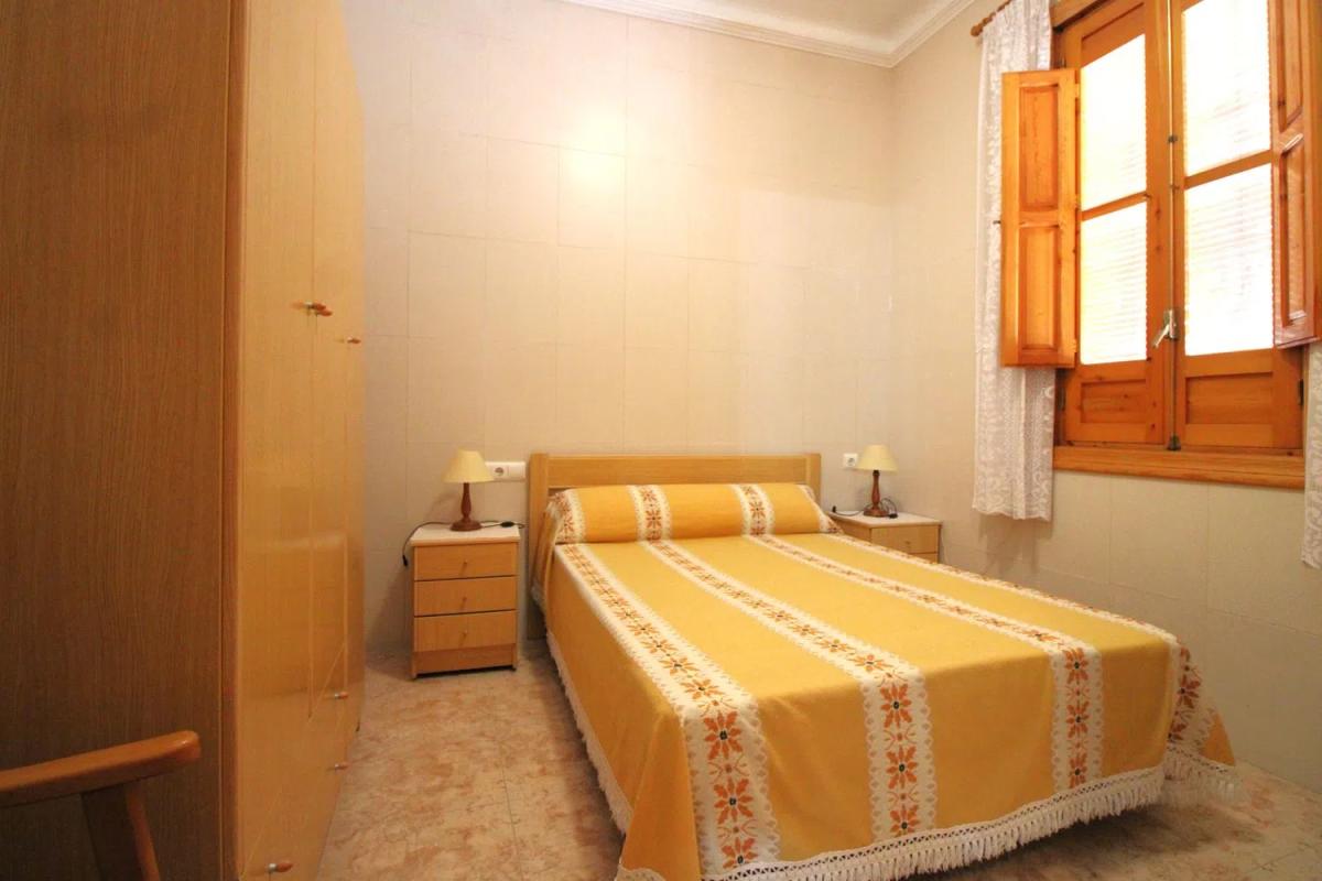 Продажа отдельного шале в  Calle Virgen de Loreto, 23, Санта Пола photo 4
