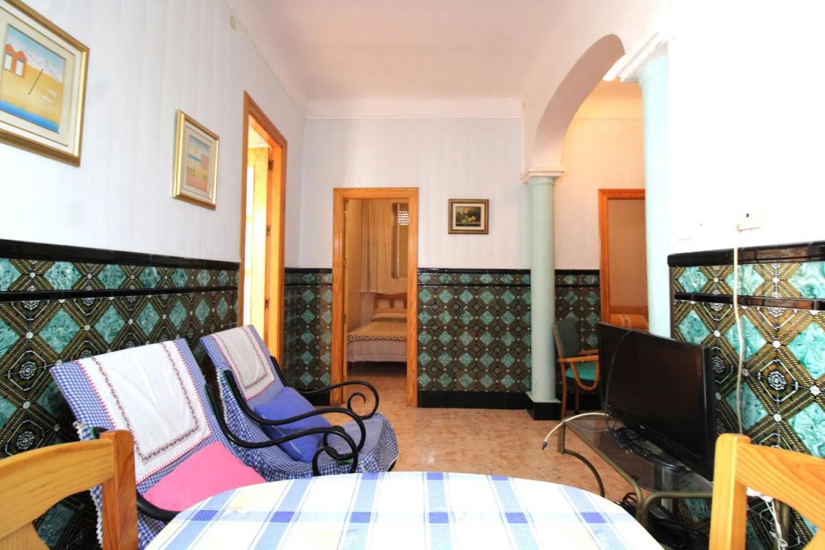 Продажа отдельного шале в  Calle Virgen de Loreto, 23, Санта Пола photo 5
