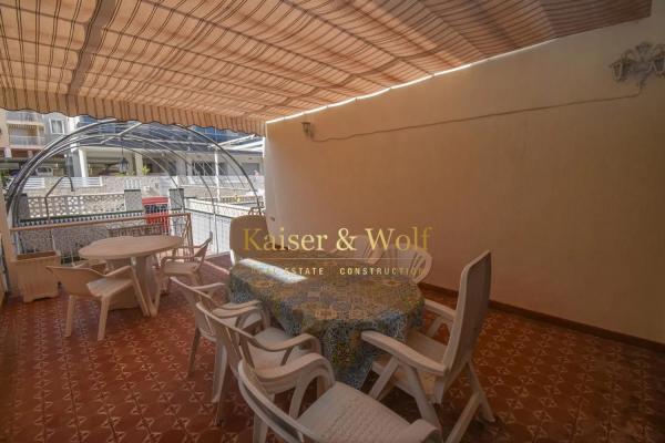Detached villa for sale in  Avenida de Portugal, Santa Pola photo 1