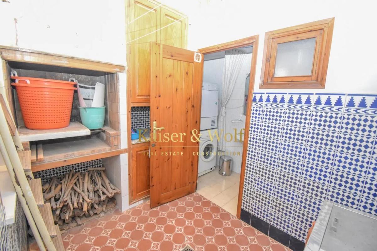 Sale of independent chalet in Avenida de Portugal, Santa Pola
photo 3