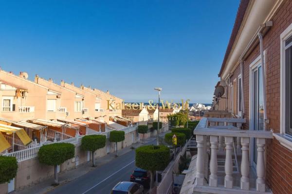 Chalet independiente en venta en Calle Logroño, Santa Pola photo 1