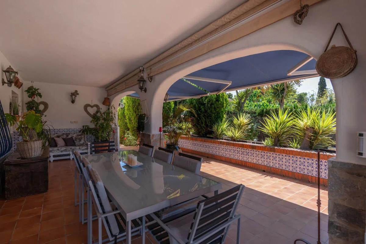 Venta de chalet independiente en Calle Maestro Serrano, Santa Pola
photo 3