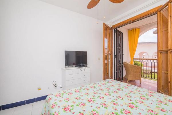 Detached villa for sale in  Avenida de Portugal, 229, Santa Pola photo 3
