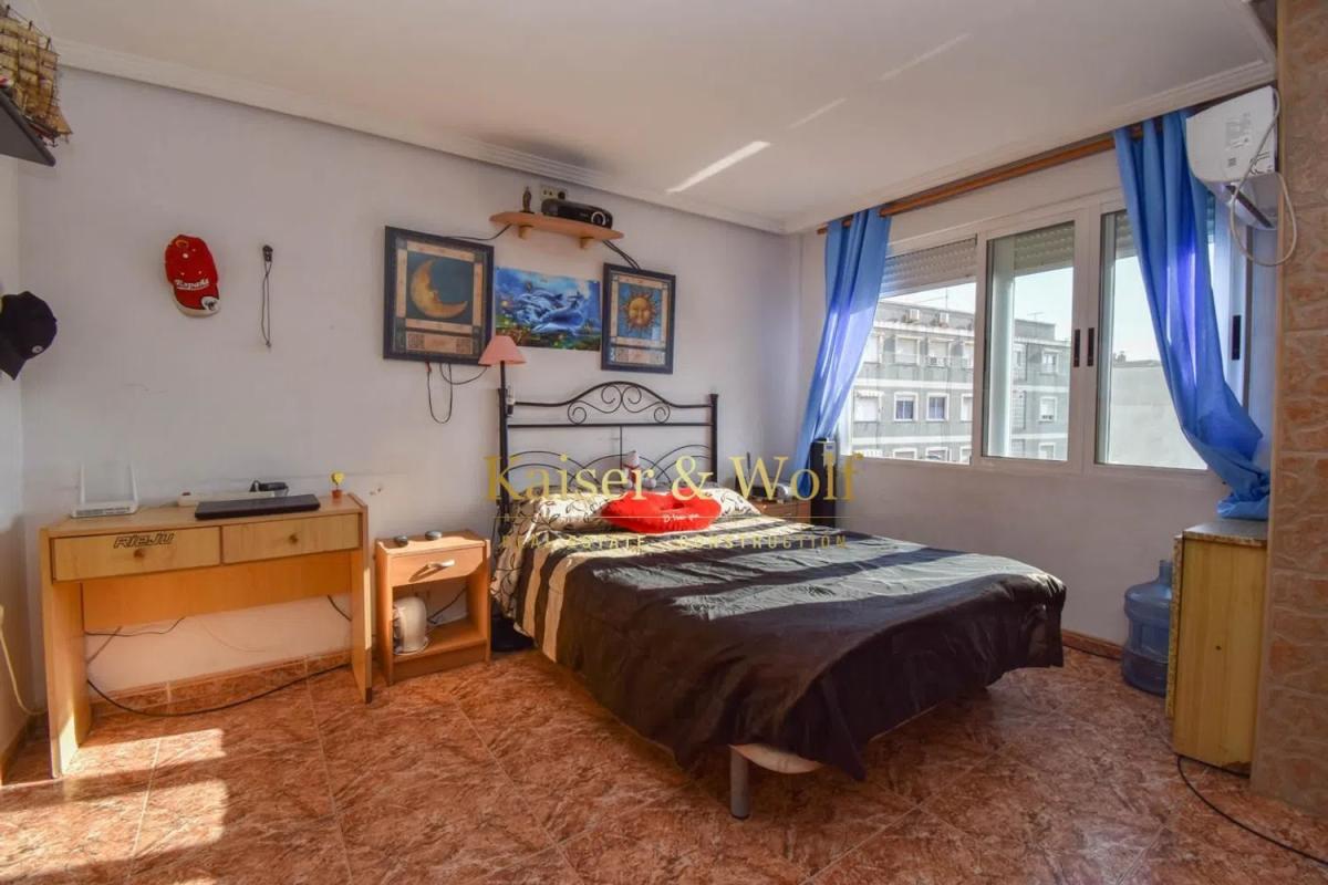 Sale of apartment in Calle de Sant Antoni, Santa Pola
photo 4