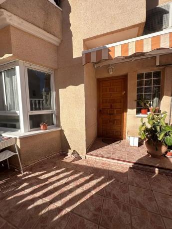 Chalet independiente en venta en Centro, Santa Pola photo 1