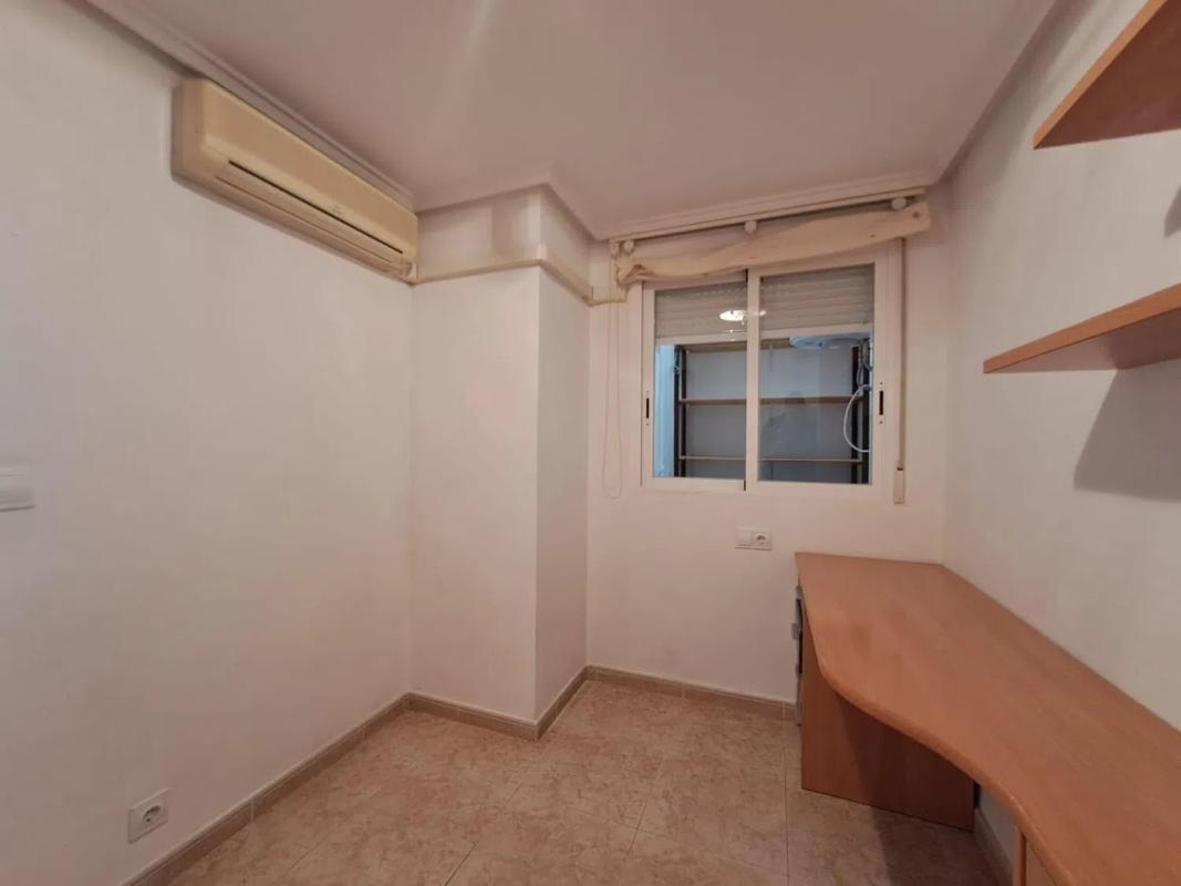 Продажа отдельного шале в  Centro, Санта Пола photo 5
