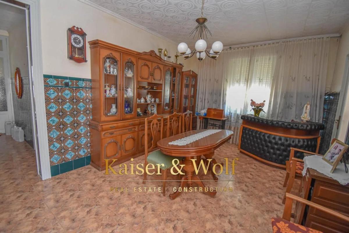 Продажа отдельного шале в  Calle Caritat, Санта Пола photo 2
