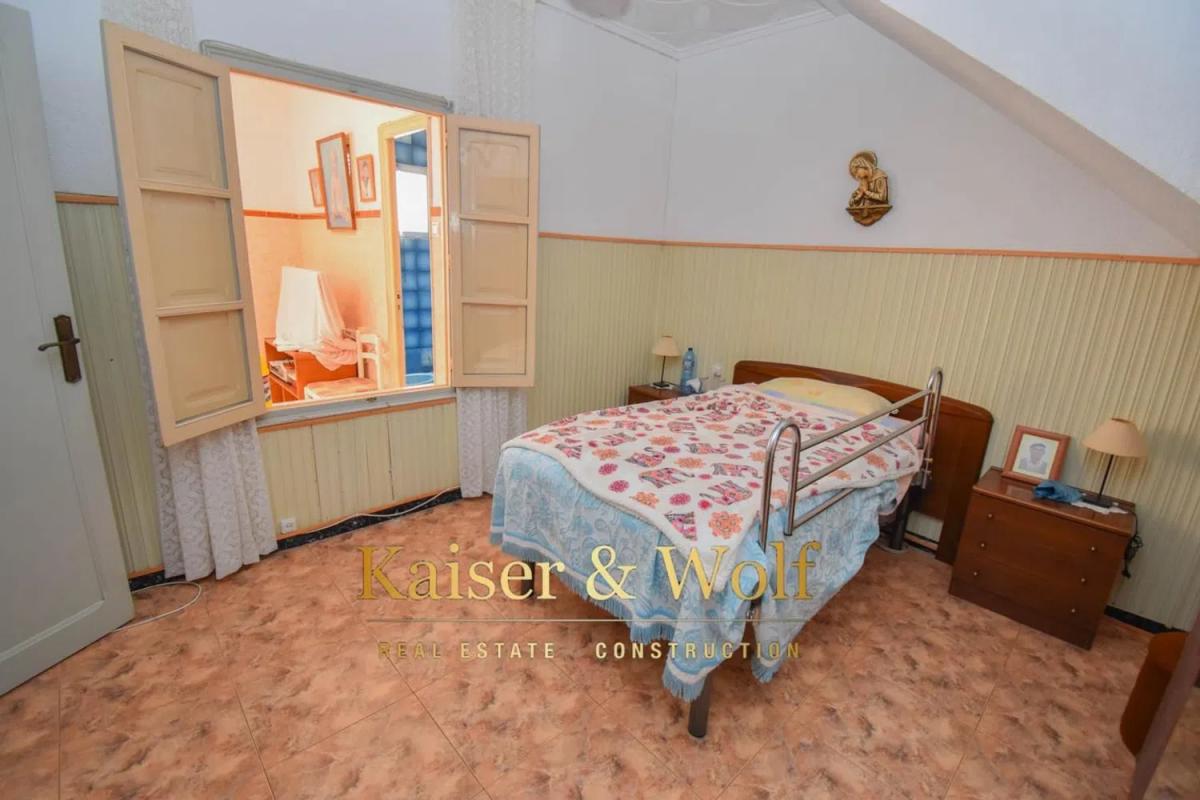 Продажа отдельного шале в  Calle Caritat, Санта Пола photo 4