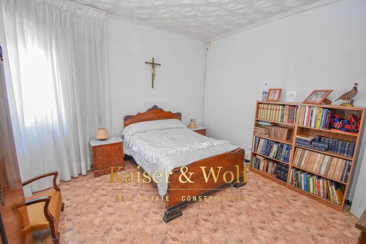 Продажа отдельного шале в  Calle Caritat, Санта Пола photo 5