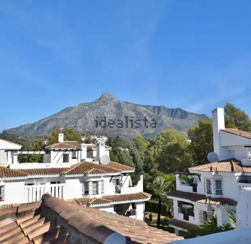 Sprzedaż duplexu w Calle Almogía, Marbella photo 4