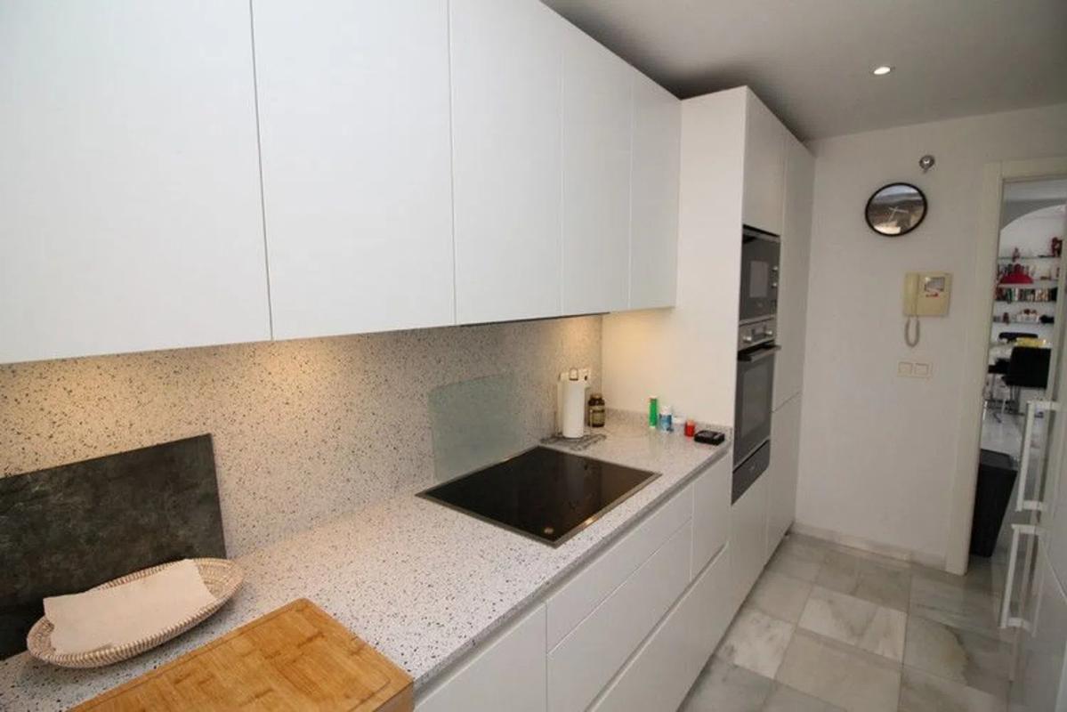 Penthouse sale in  Calle Río Danubio, Marbella photo 3