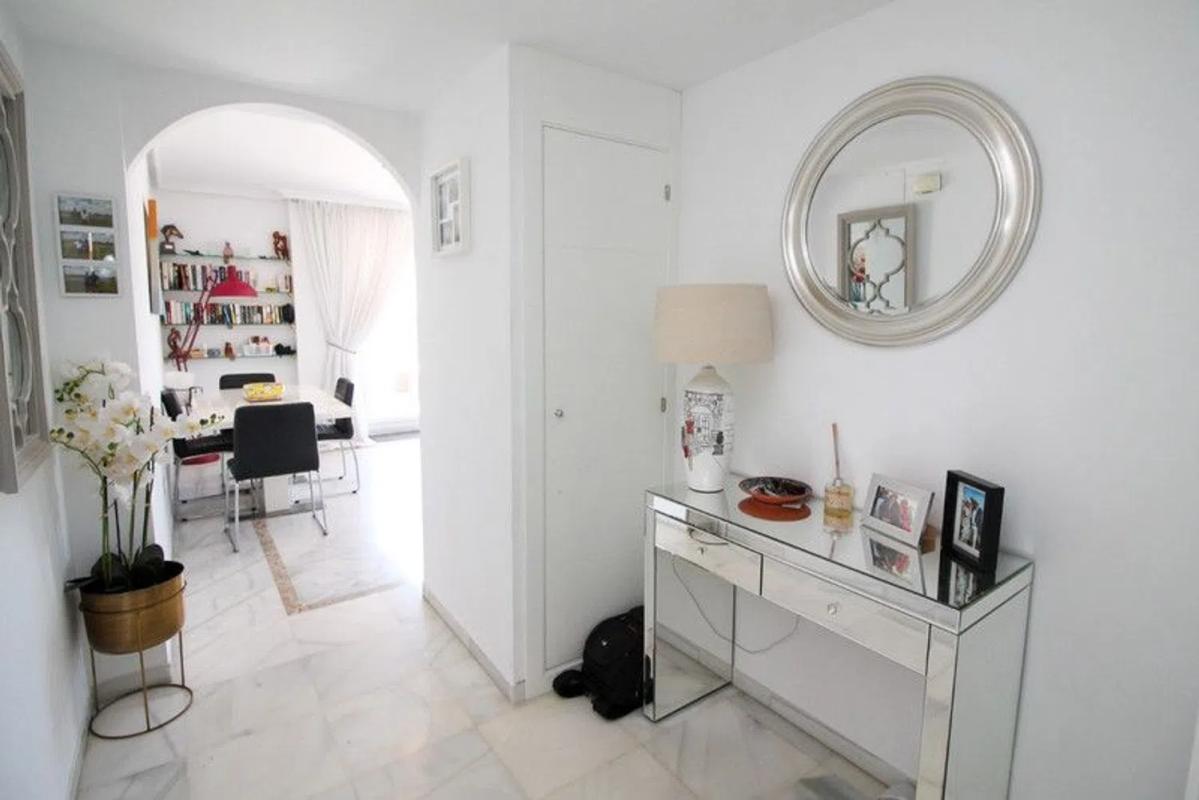 Penthouse sale in  Calle Río Danubio, Marbella photo 4