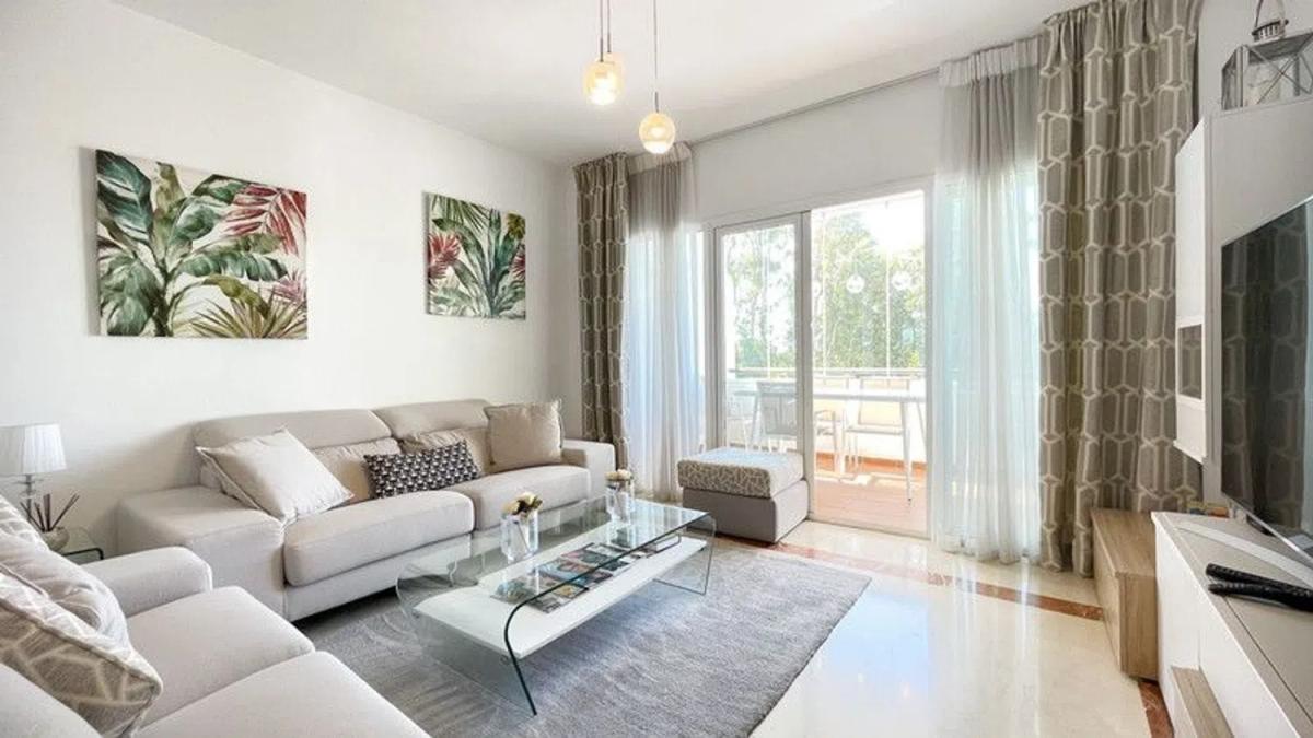 Sprzedaż duplexu w Calle Río Danubio, Marbella photo 1
