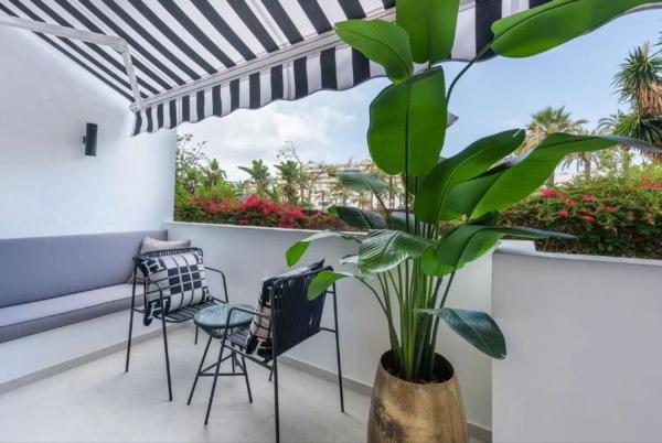Apartment for sale in  Calle los Granados, Marbella photo 3
