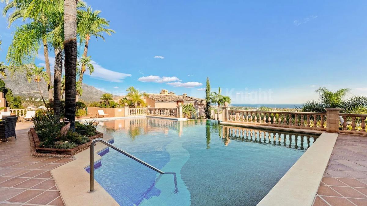 Sprzedaż duplexu w Barrio Los Naranjos, Marbella photo 5